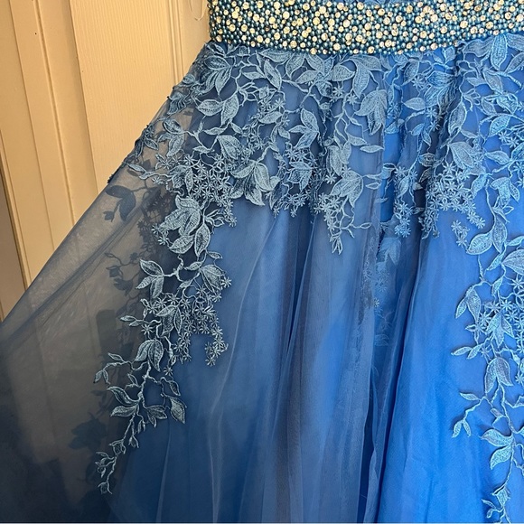 JVN by Jovani Blue V Neck Tulle Prom Ball Gown Lace Floral Appliqués - Picture 6 of 17
